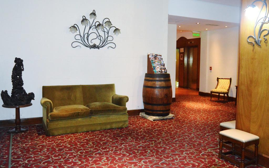 Hotel Posta Carretas Буенос-Айрес Екстер'єр фото